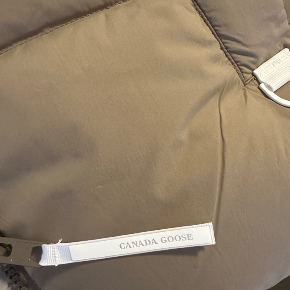Canada Goose Everett Vest - Picture 7 of 9
